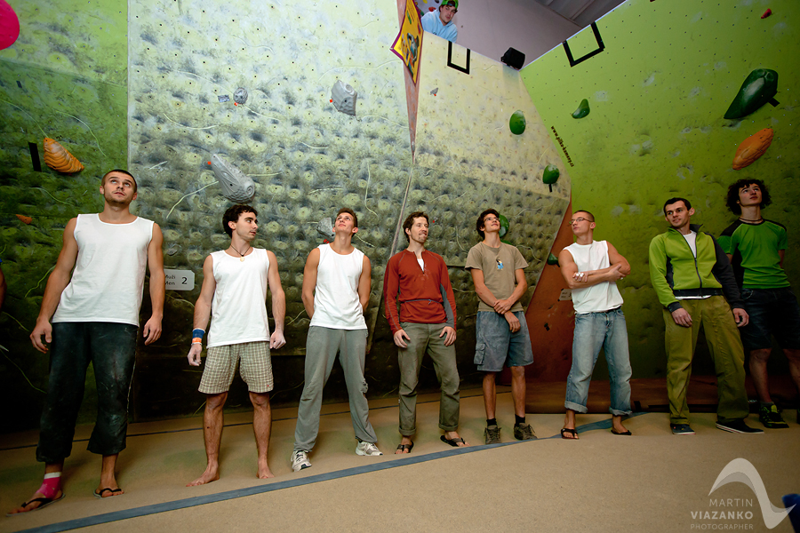 vertigo, open, lezecke, centrum, boulder, bouldering, umela, stena, boulder, pretek